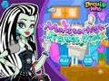 بازی Monster High - ﻦﯿﺘﺳﺍ ﯽﮑﻧﺍﺮﻓ  آنلاین