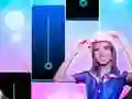 بازی Ana emilia Piano Tiles آنلاین