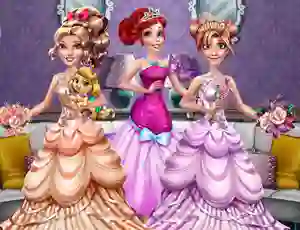 بازی Princesses Homecoming Party آنلاین