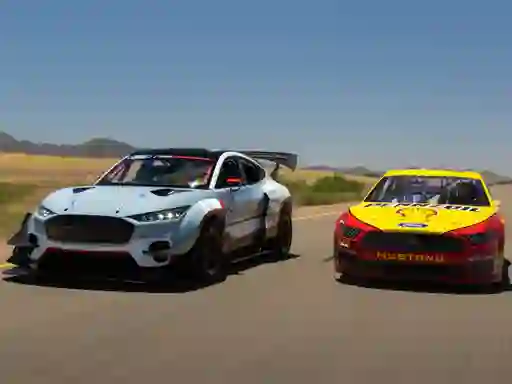بازی Drifting Mustang Slide آنلاین