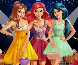بازی Princesses Prom Night آنلاین