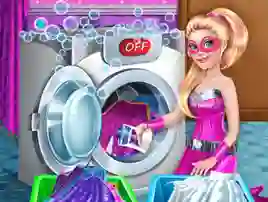 بازی Superdoll Washing Capes آنلاین