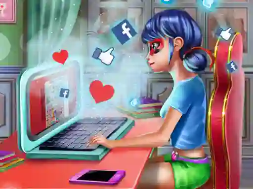 بازی Dotted Girl Fashion Blog آنلاین