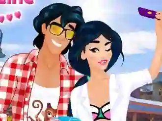 بازی Couple Travel Selfie آنلاین