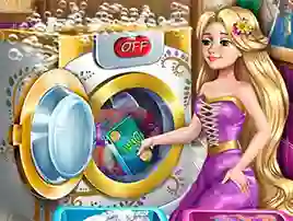 بازی Goldie Princess Laundry Day آنلاین