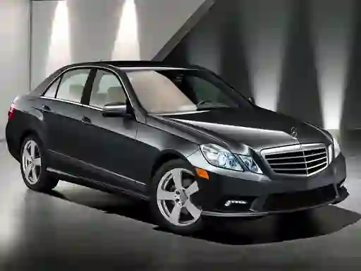 بازی E-Class Sedan Puzz آنلاین