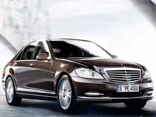 بازی Luxury Sedan Suzzle آنلاین