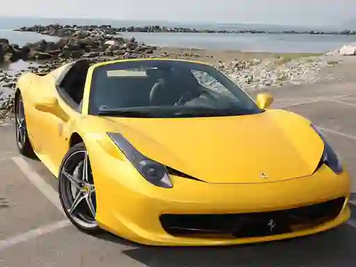 بازی Ferrari 458 Spider Slide آنلاین