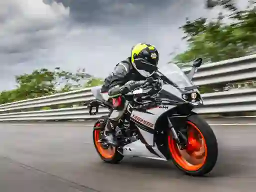 بازی RC 125 Action آنلاین