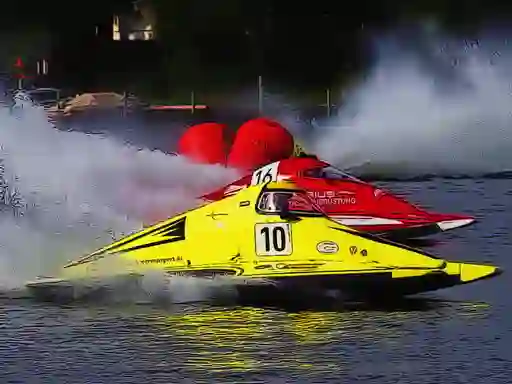 بازی Motor Racing Boat آنلاین