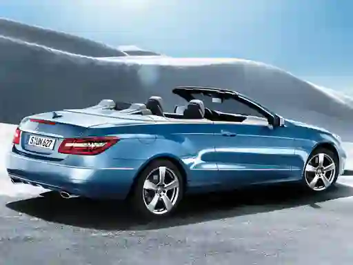 بازی Cabriolet Roadster Puzzle آنلاین
