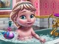 بازی Baby Ice Queen: ﺵﻭﺩ ﺮﯾﺯ ﯽﻣﺮﮔﺮﺳ  آنلاین